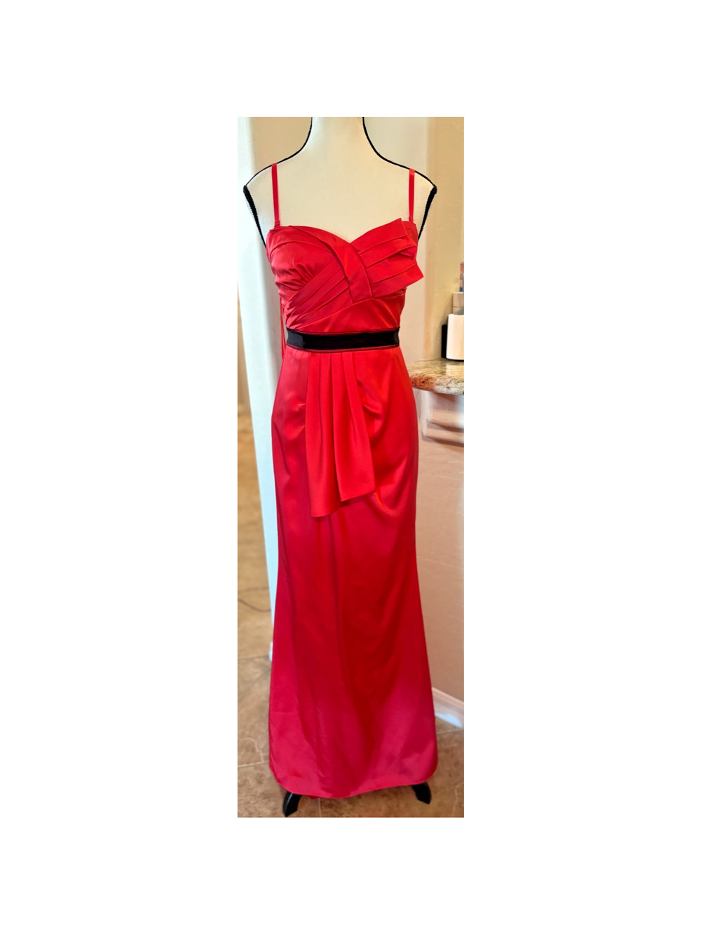 BCBG MAX AZRIA Red Silk Full Length Strapless Train Dress Gown Size 2